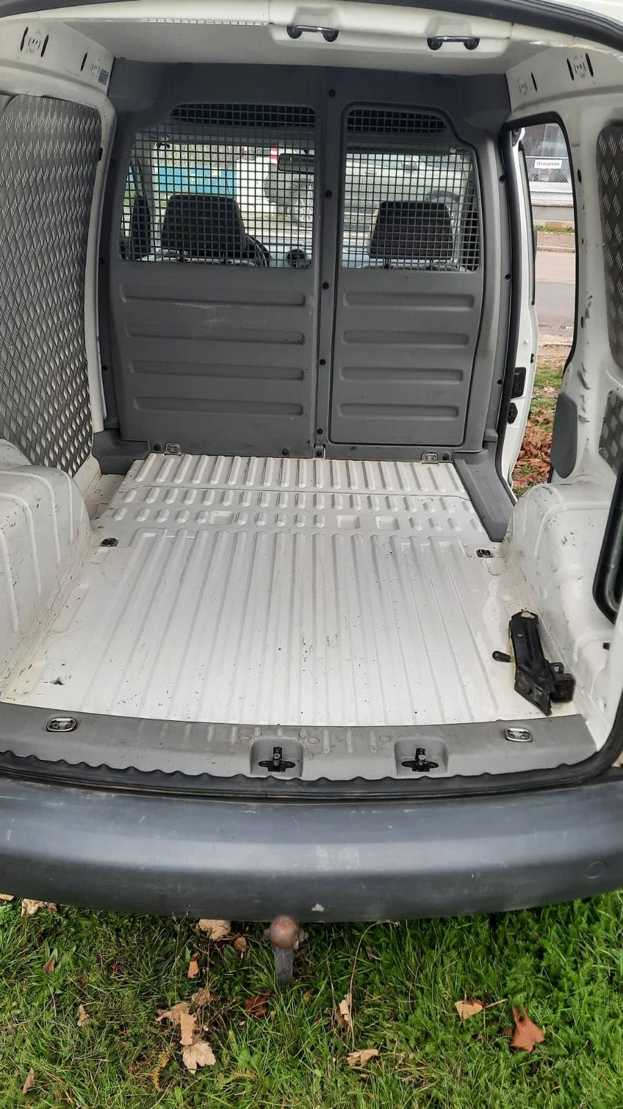 VW Caddy 1.9TDI - изображение 9