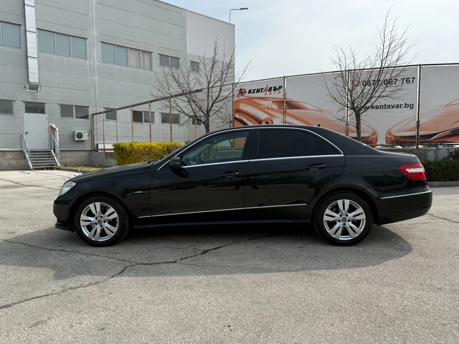 Mercedes-Benz E 350, снимка 2 - Автомобили и джипове - 54202180
