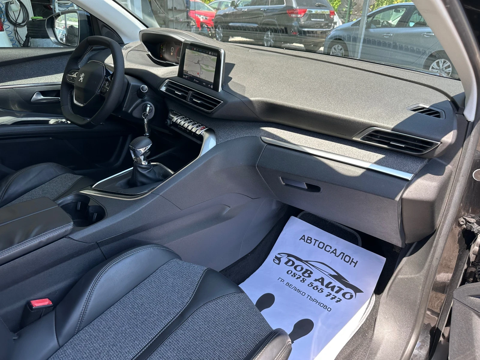 Peugeot 3008 1.6HDI-ALLURE-120к.с-ДИСТРОНИК-НАВИ-ЛЕД, снимка 15 - Автомобили и джипове - 54455437