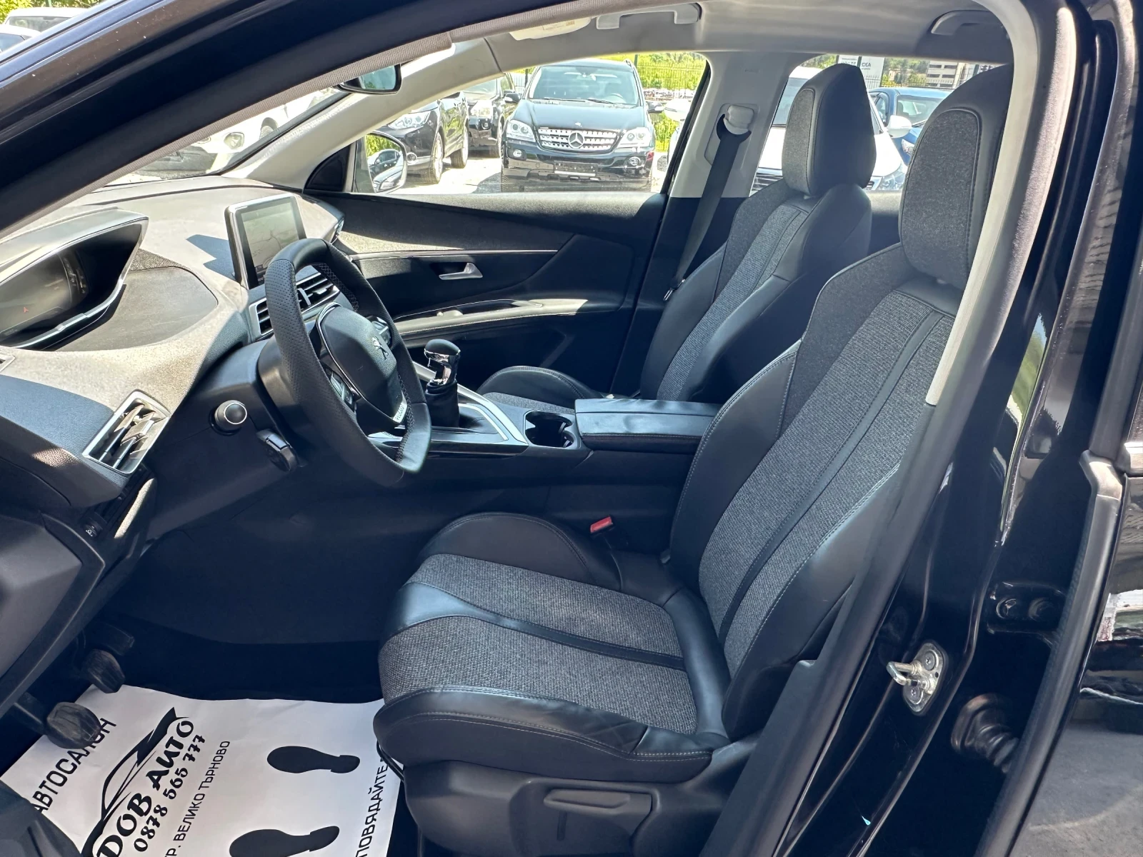 Peugeot 3008 1.6HDI-ALLURE-120к.с-ДИСТРОНИК-НАВИ-ЛЕД, снимка 11 - Автомобили и джипове - 54455437
