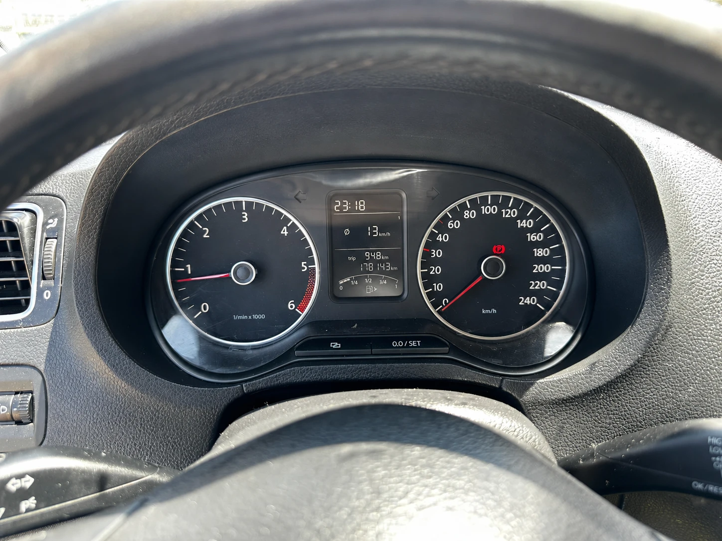 VW Polo, снимка 16 - Автомобили и джипове - 54704781