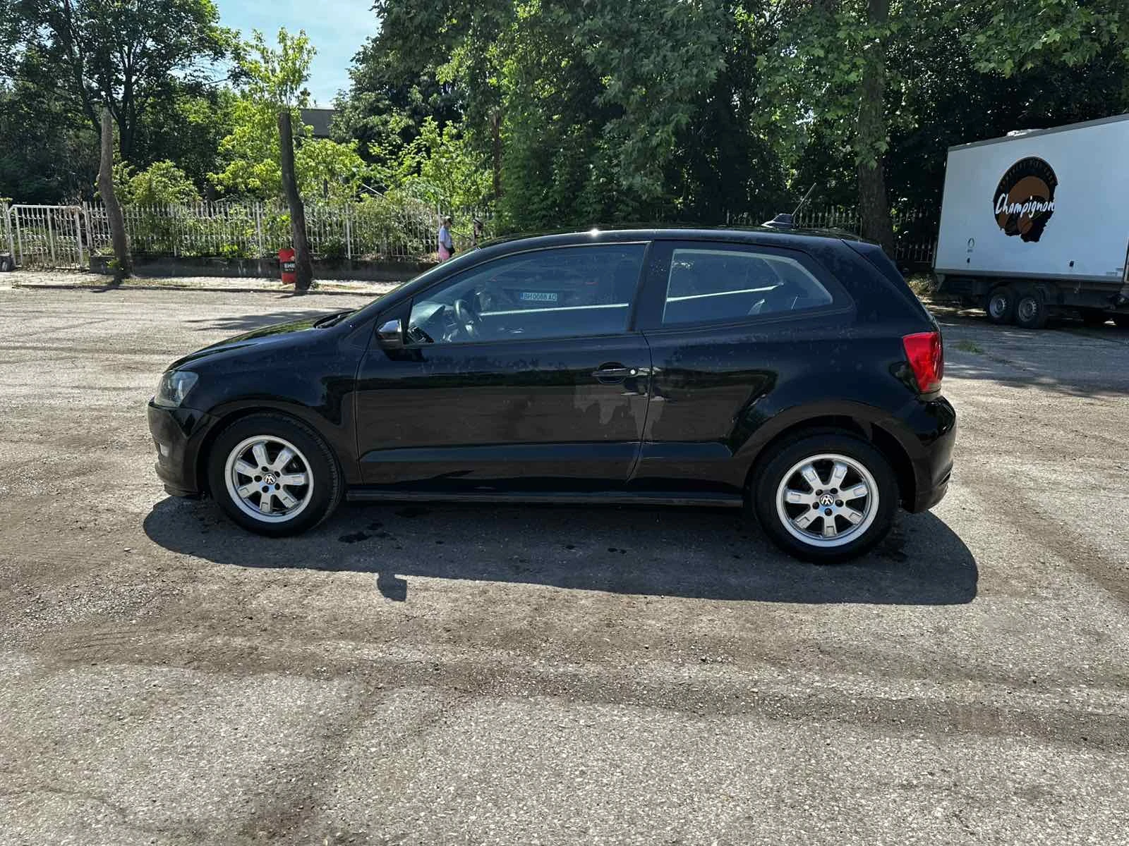 VW Polo, снимка 3 - Автомобили и джипове - 54704781
