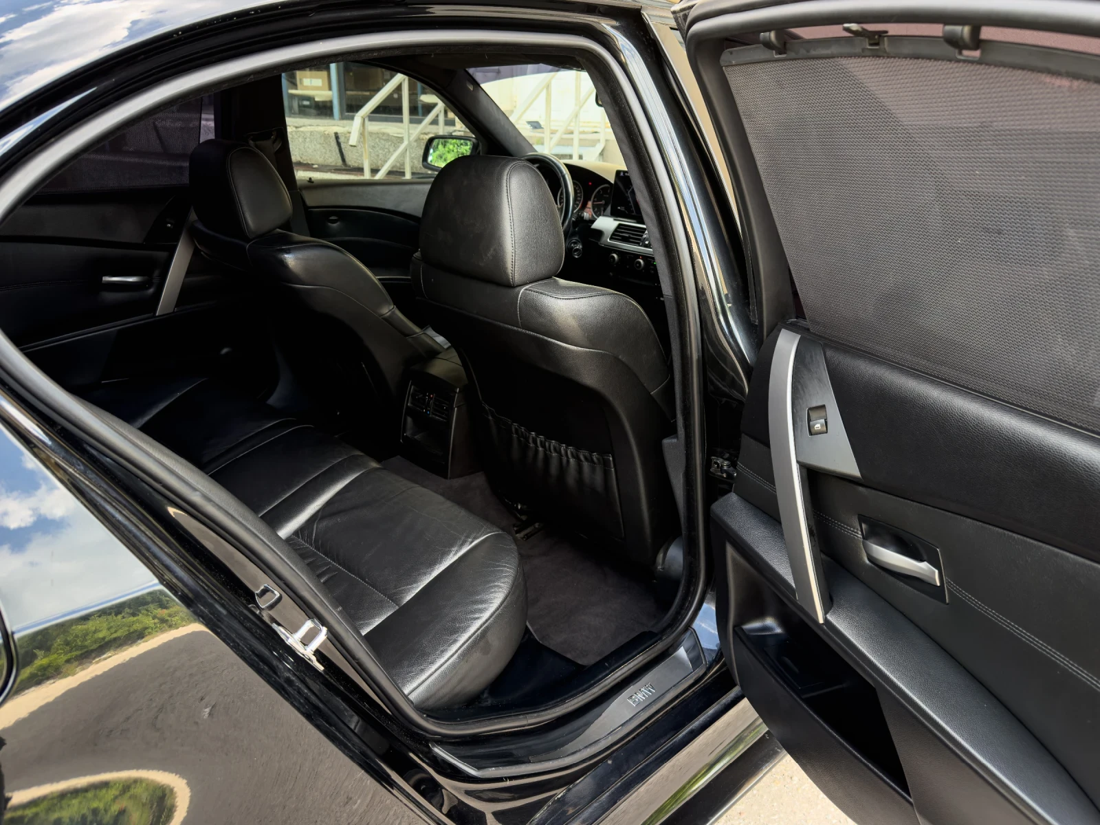 BMW 535 = М-ПАКЕТ= АНДРОИД 10.25 = , снимка 16 - Автомобили и джипове - 54723516