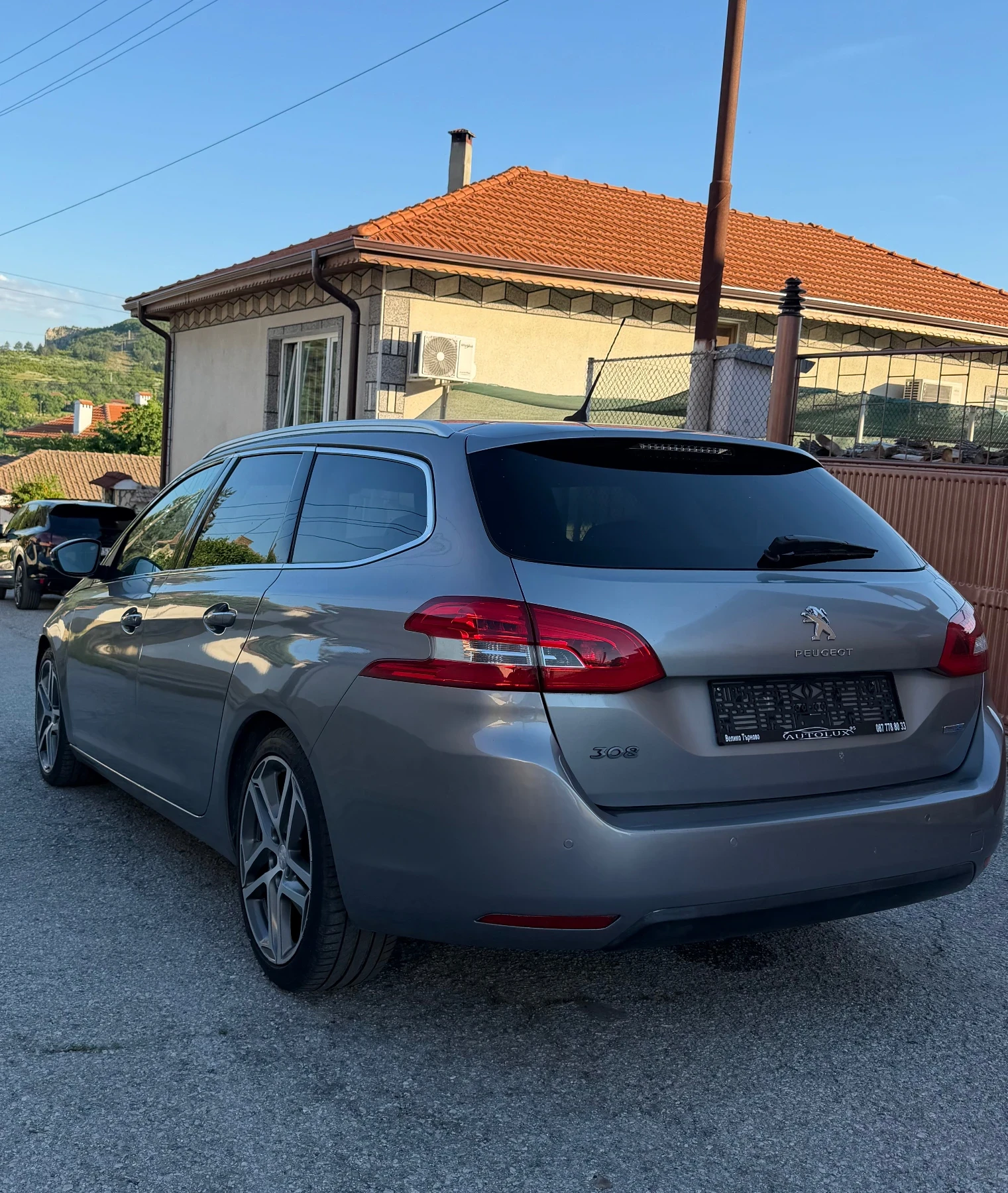 Peugeot 308 1.6 BLUE HDI, снимка 4 - Автомобили и джипове - 54857411