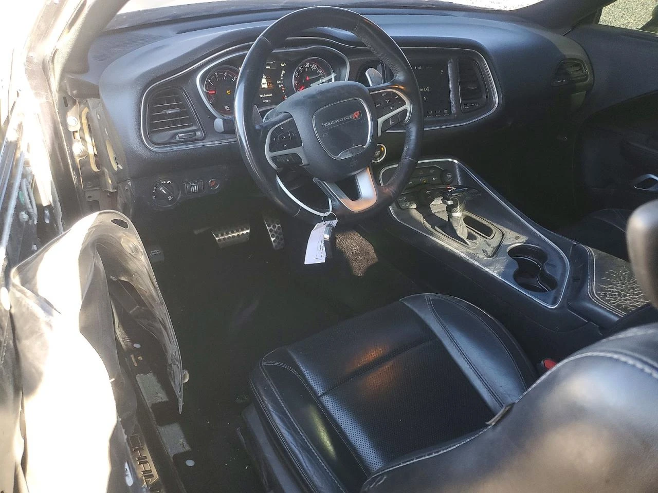 Dodge Challenger SXT* КОЖА* ОБДУХВАНЕ* , снимка 8 - Автомобили и джипове - 54868464