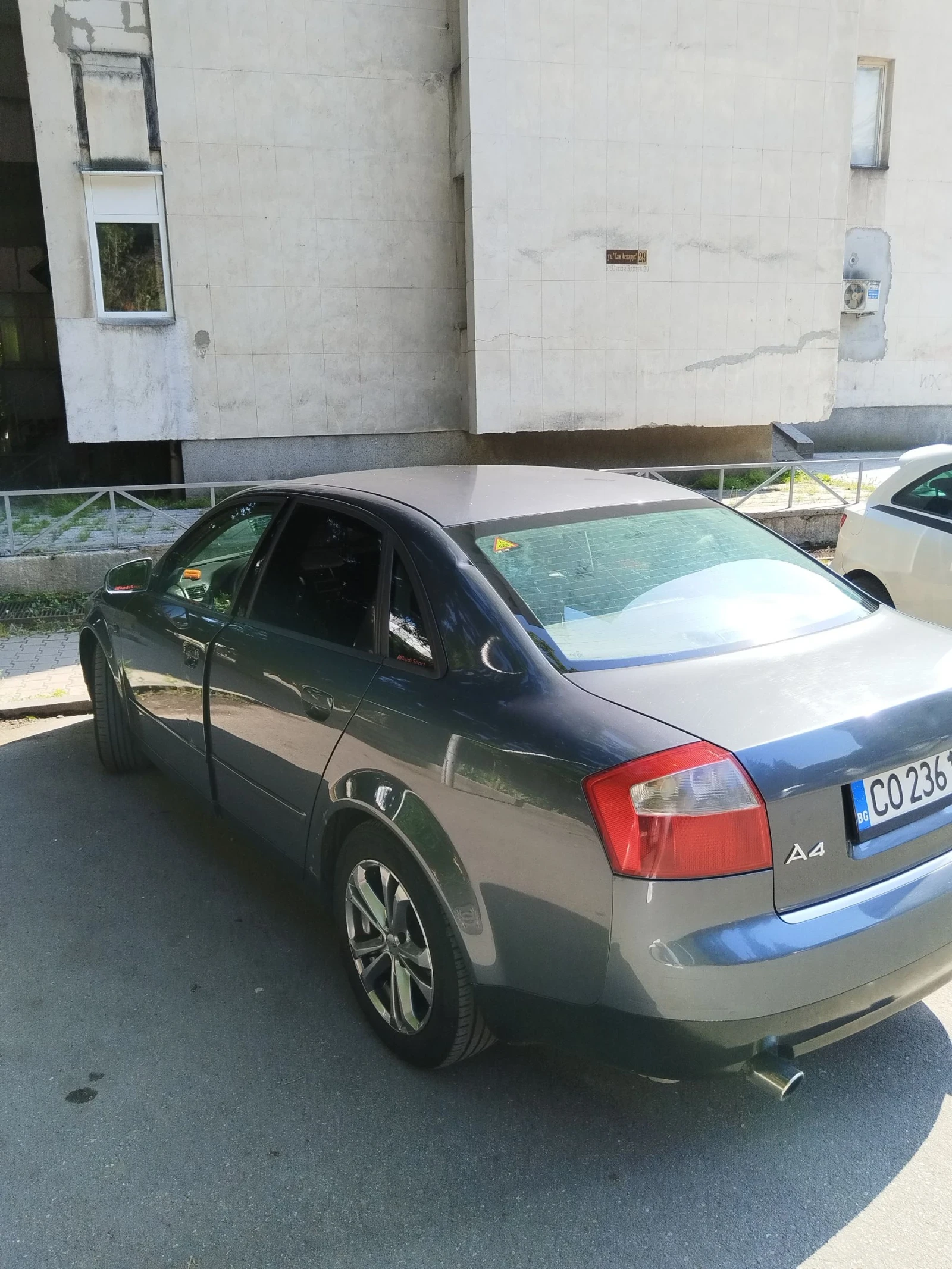 Audi A4, снимка 7 - Автомобили и джипове - 54877007