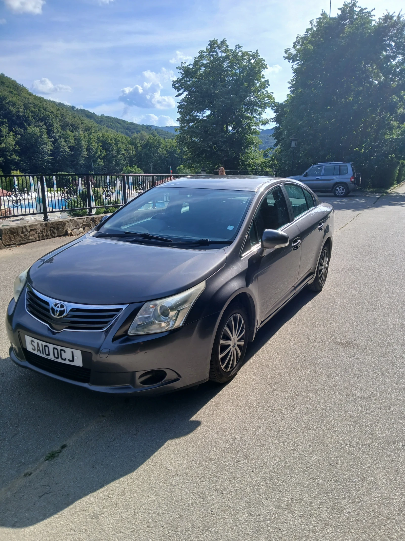 Toyota Avensis D-4D, снимка 10 - Автомобили и джипове - 55408308