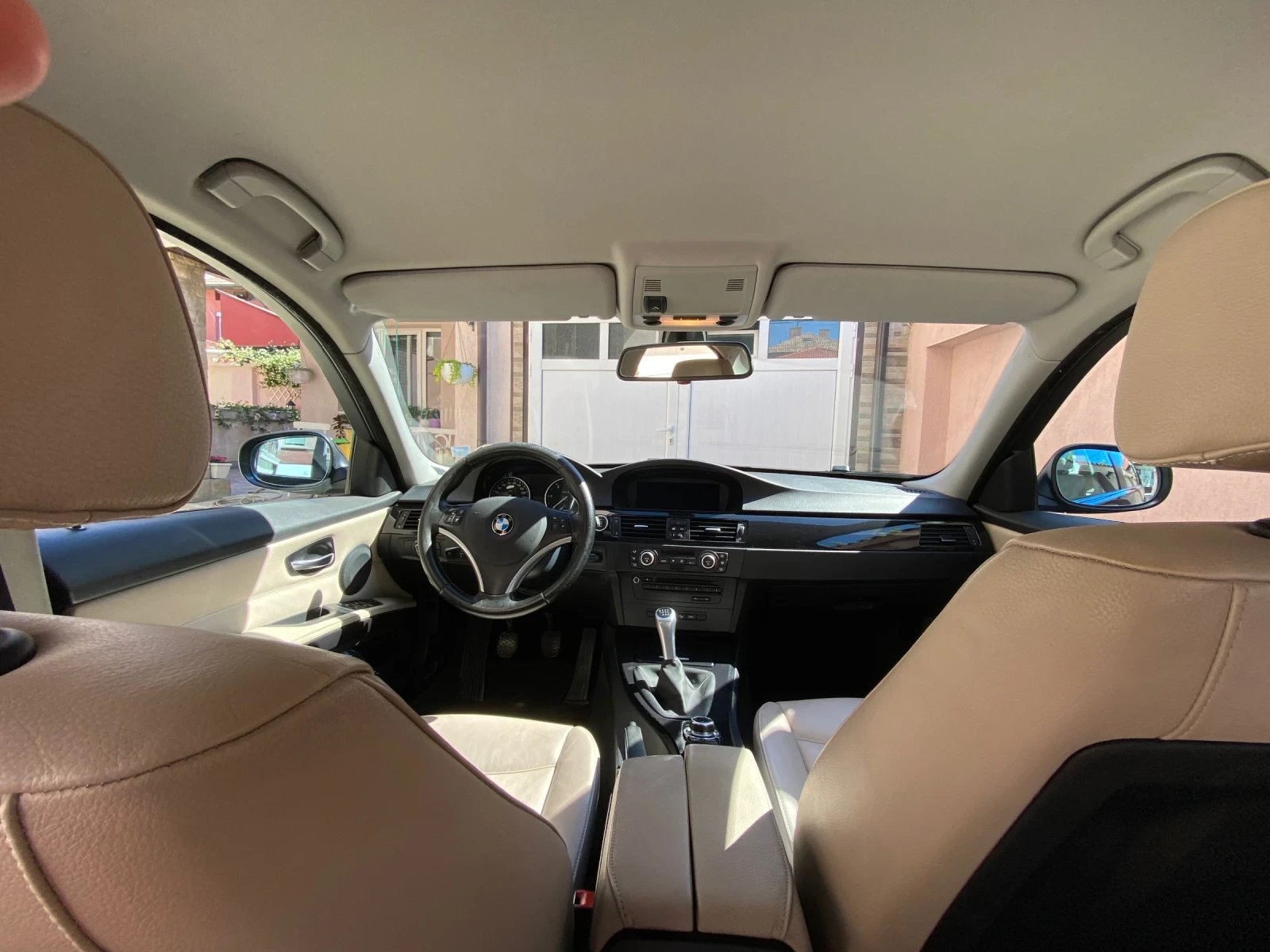 BMW 320 E90 LCI (Сменена верига), снимка 4 - Автомобили и джипове - 55468250