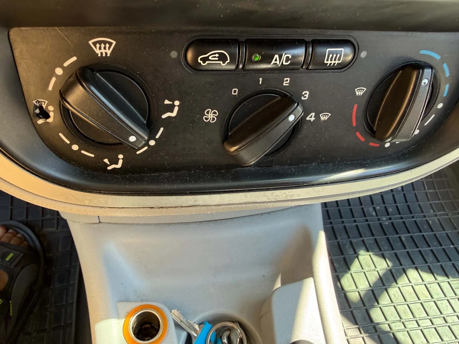 Citroen C3, снимка 8 - Автомобили и джипове - 55493957
