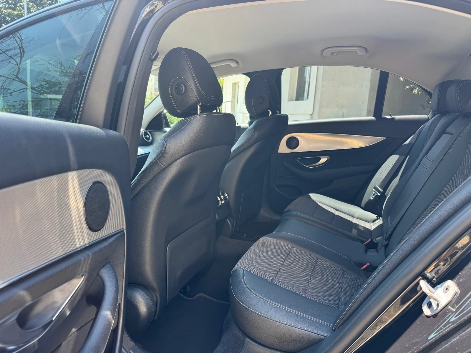 Mercedes-Benz E 200 | Mobile.bg � ����������� 12
