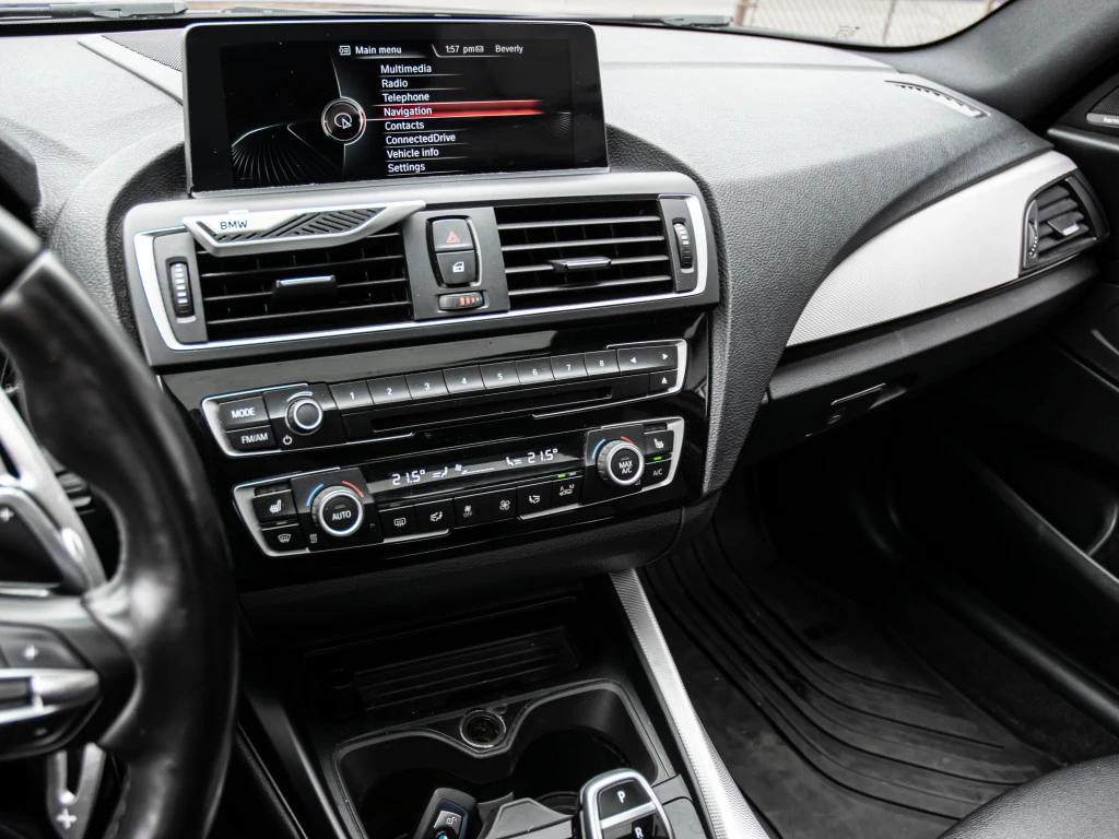 BMW 235 Fully Serviced at BMW | EXTRA SET OF RIMS AND TIRE, снимка 17 - Автомобили и джипове - 55726931