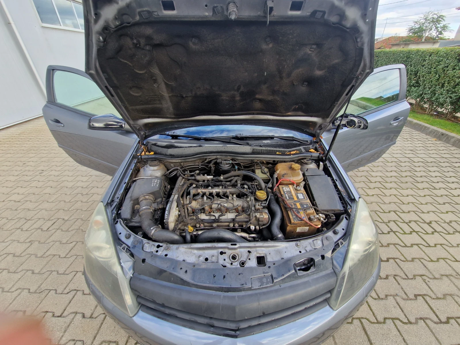Opel Astra Opel Astra H GTC 1.9CDTI 150hp | Mobile.bg � ����������� 4