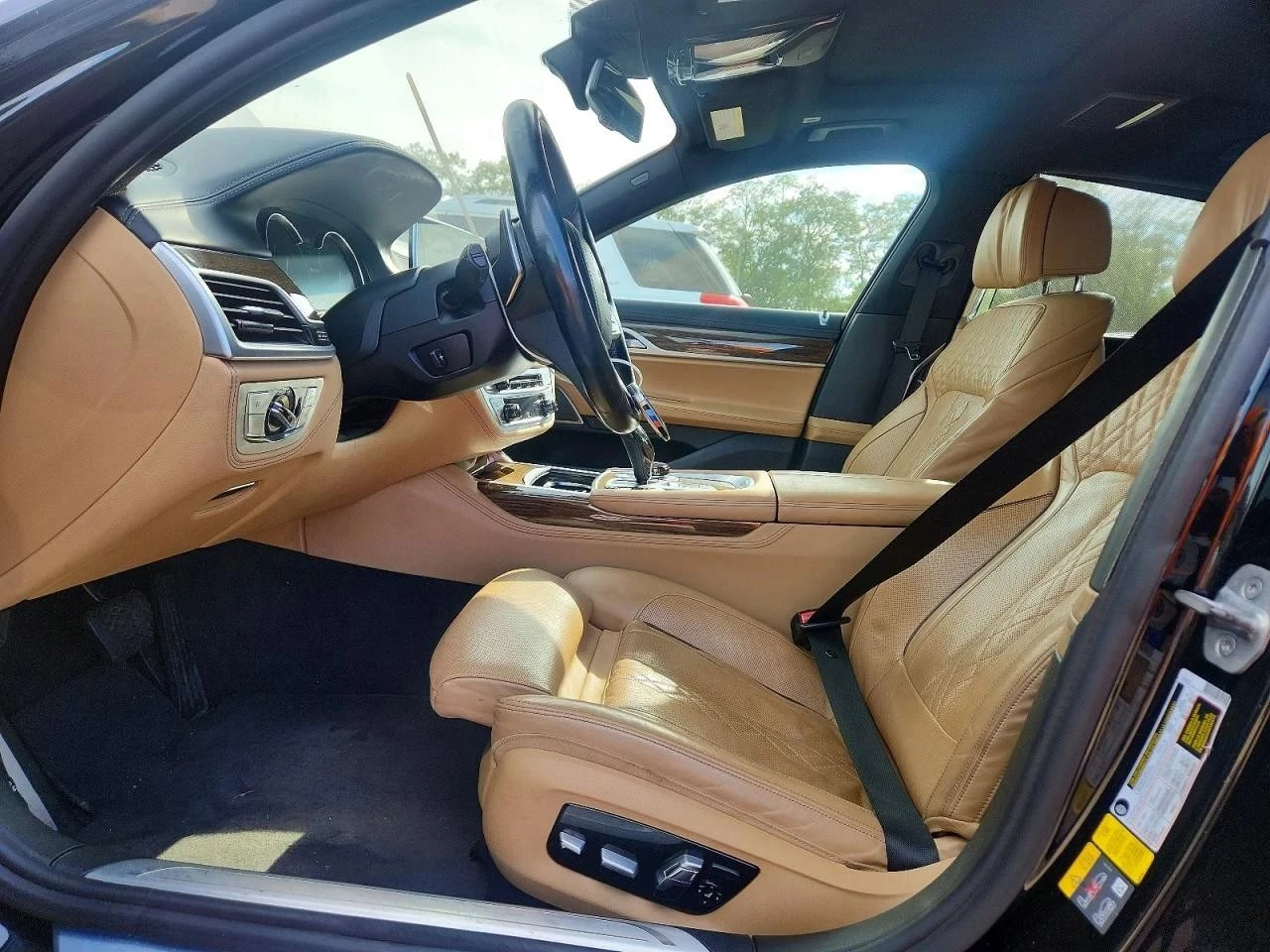 BMW 740, снимка 8 - Автомобили и джипове - 56724231