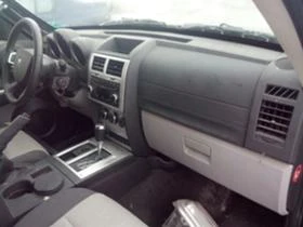 Dodge Nitro 2.8, снимка 4