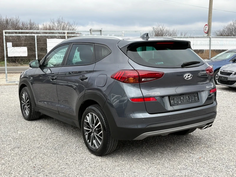 Hyundai Tucson 1 6CRDI-4x4-HIBRID-FEIS LIFT, снимка 5 - Автомобили и джипове - 52910775