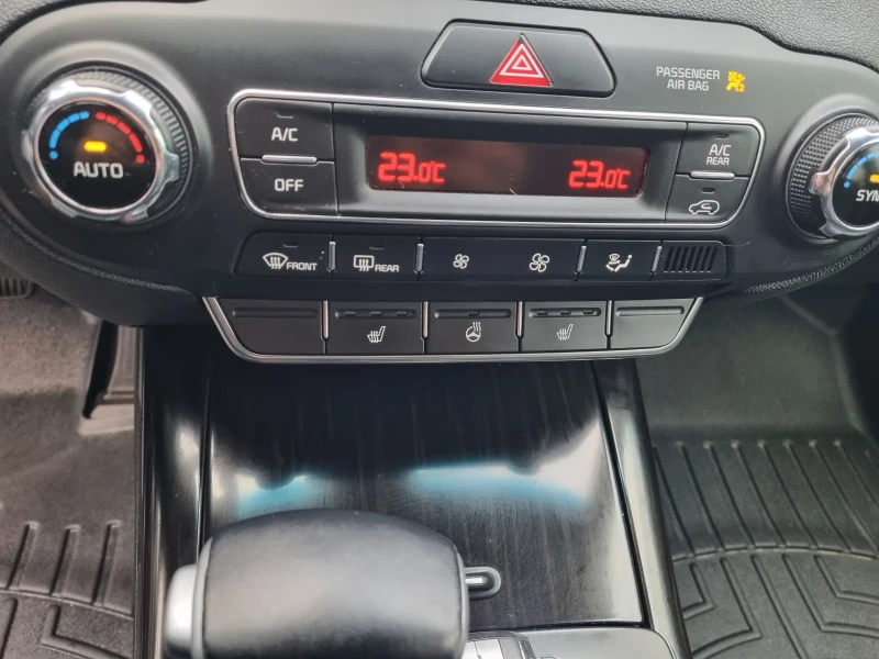 Kia Sorento 3.3 EX V6 AWD* 6+ 1* 360* ПАНОРАМА, снимка 9 - Автомобили и джипове - 53100943