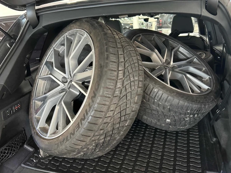 Audi Q7 Technik  CARFAX, снимка 10 - Автомобили и джипове - 53323551