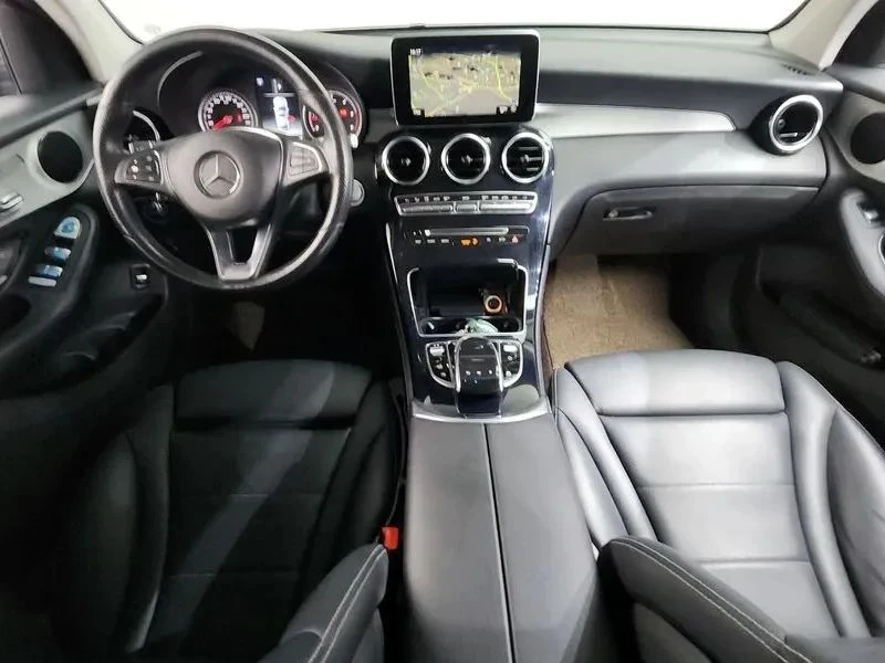 Mercedes-Benz GLC 220, снимка 7 - Автомобили и джипове - 56734361