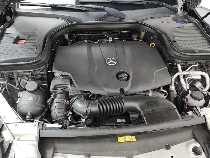Mercedes-Benz GLC 220, снимка 6 - Автомобили и джипове - 56734361