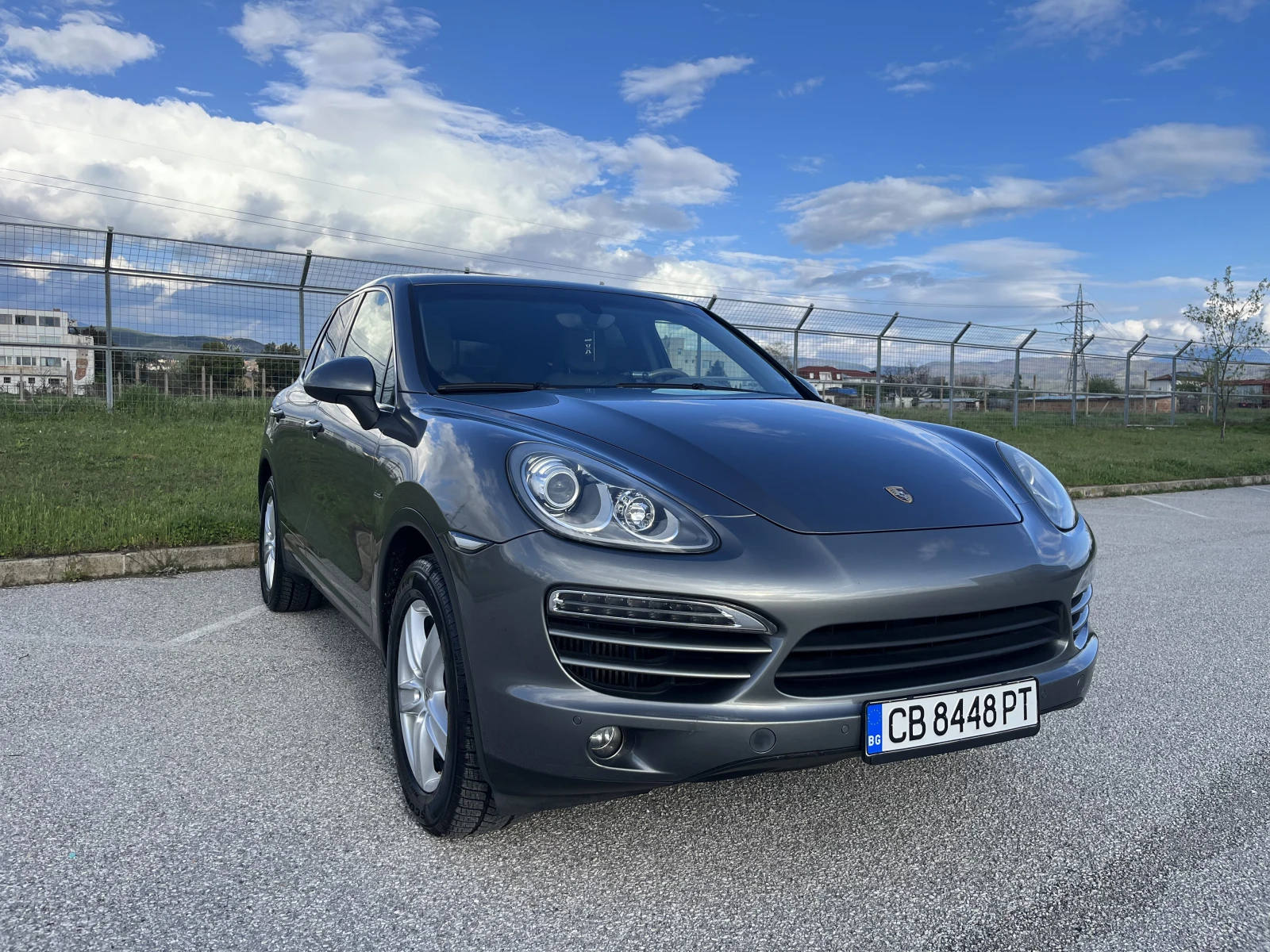 Porsche Cayenne PLATINUM EDITION 958 СЕРВИЗНА ИСТОРИЯ! PANORAMA - изображение 4