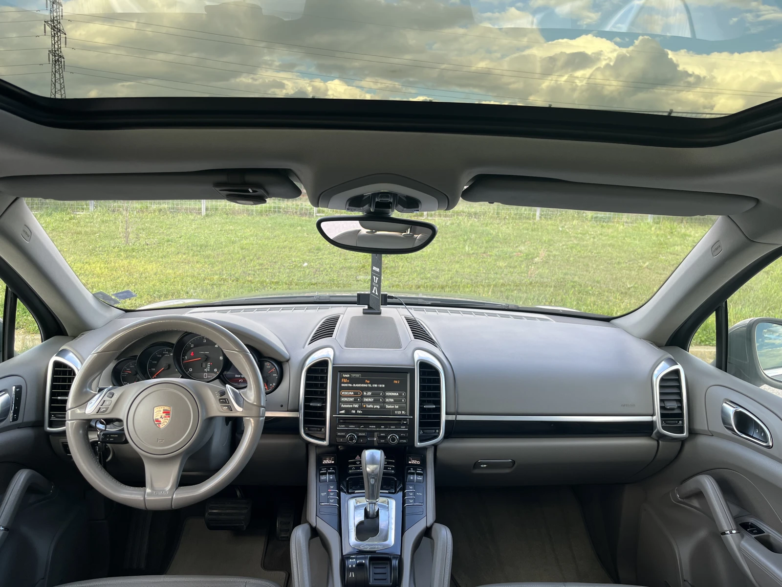Porsche Cayenne PLATINUM EDITION 958 СЕРВИЗНА ИСТОРИЯ! PANORAMA - изображение 8