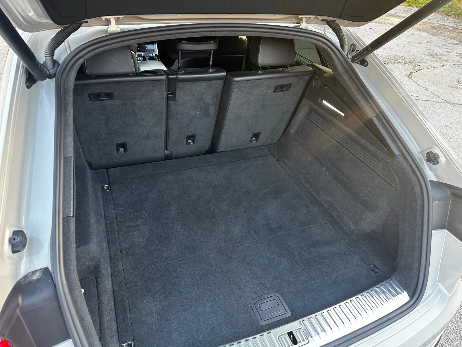 Audi SQ8 | Mobile.bg � ����������� 13