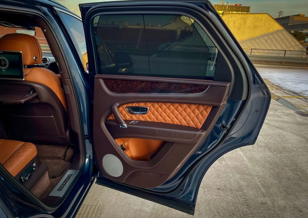 Bentley Bentayga 6.0 W12 4WD - изображение 10