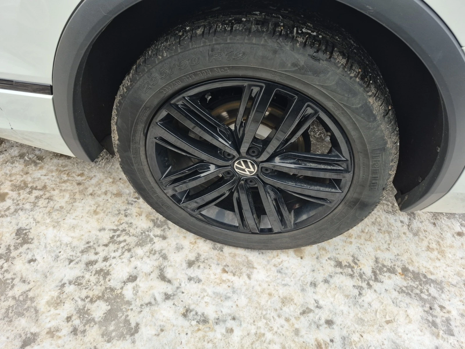 VW Tiguan COMFORTLINE R-LINE BLACK EDITION * A���������*  | Mobile.bg � ����������� 13
