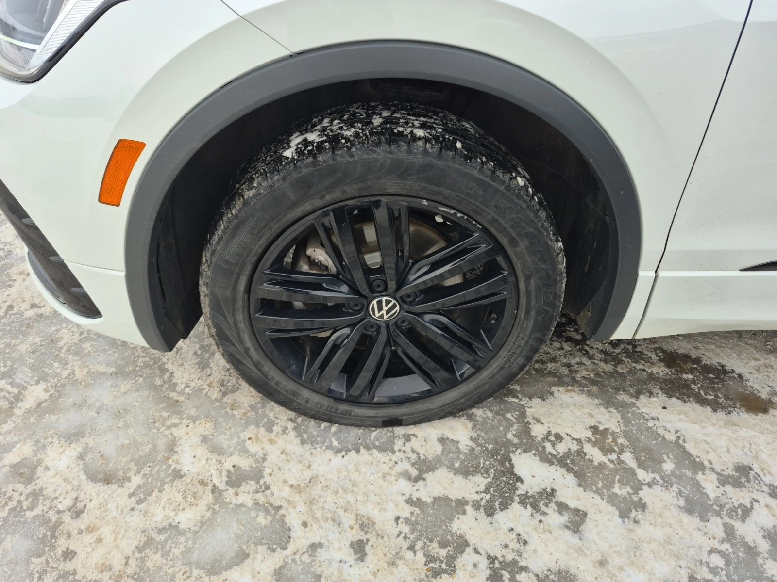 VW Tiguan COMFORTLINE R-LINE BLACK EDITION * A���������*  | Mobile.bg � ����������� 14