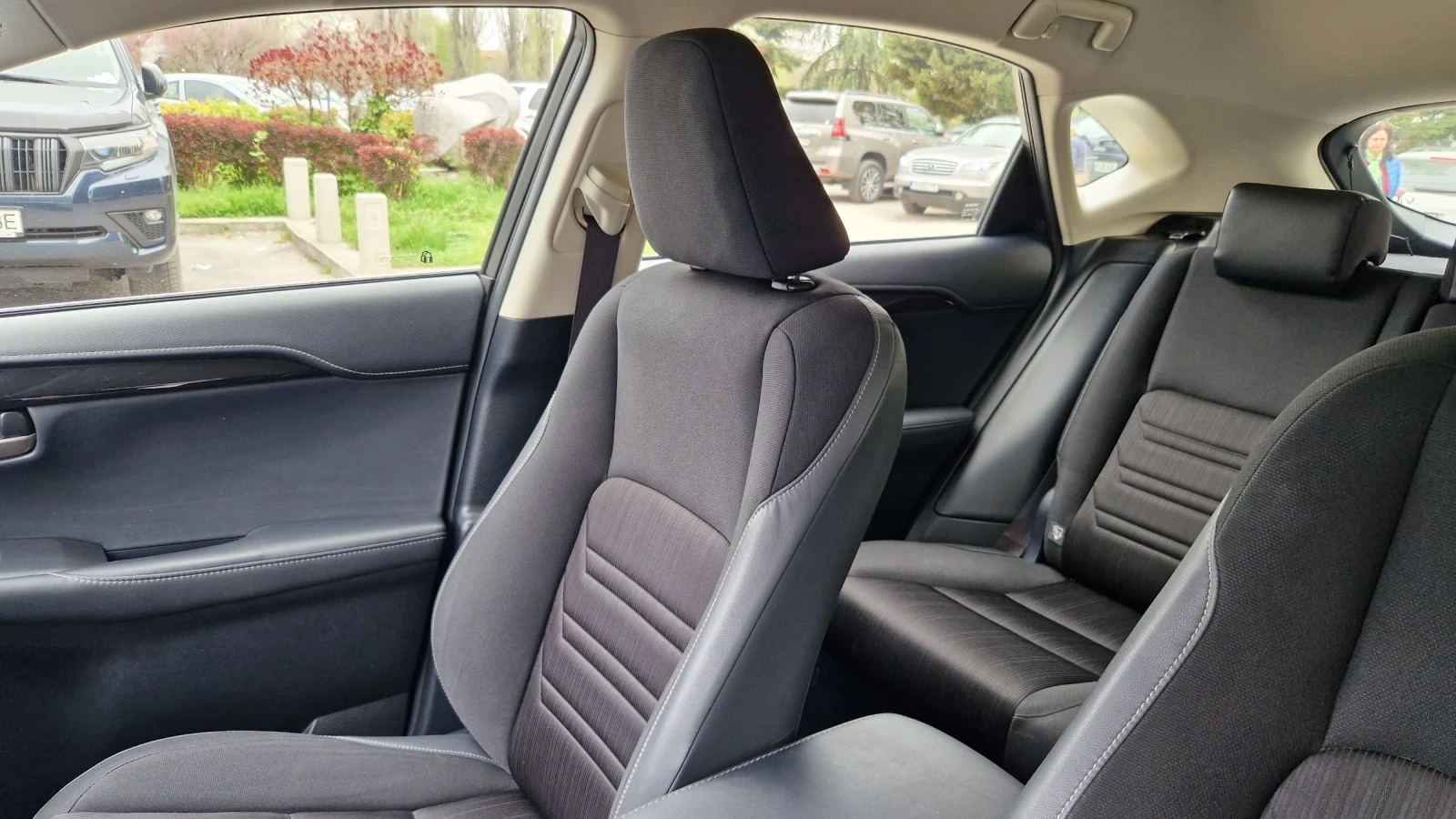 Lexus NX 300h NH 300, снимка 8 - Автомобили и джипове - 54030576