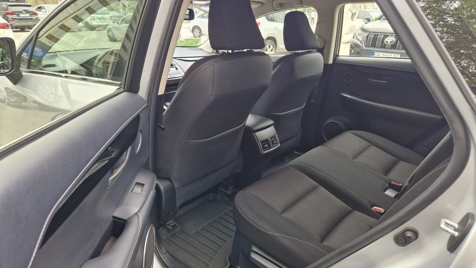 Lexus NX 300h NH 300, снимка 10 - Автомобили и джипове - 54030576