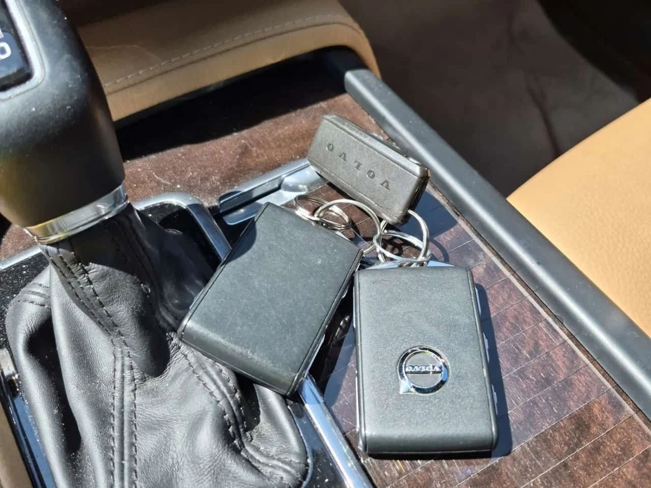 Volvo Xc90 * Momentum * CARFAX * ���� �� �� | Mobile.bg � ����������� 11