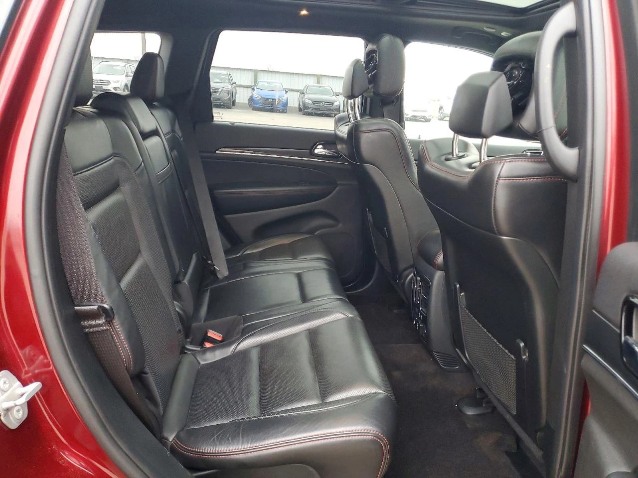 Jeep Grand cherokee 5.7l Trailhawk, снимка 11 - Автомобили и джипове - 54323816