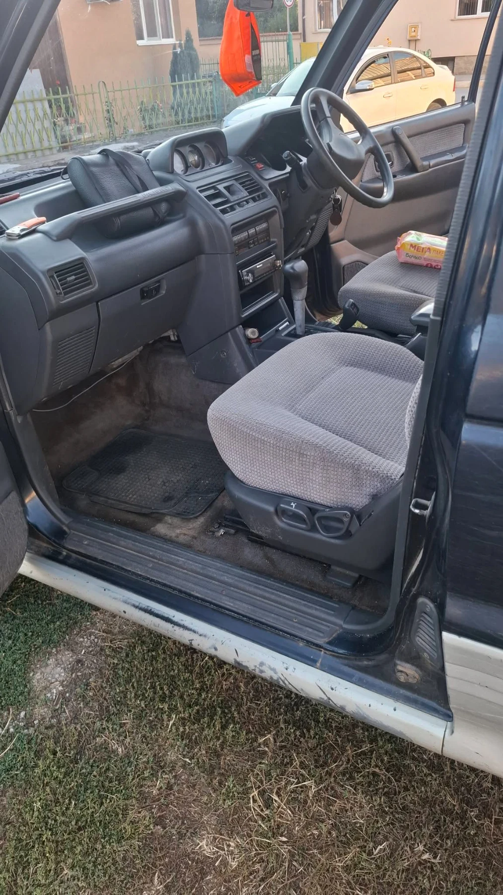 Mitsubishi Pajero, снимка 12 - Автомобили и джипове - 55696340