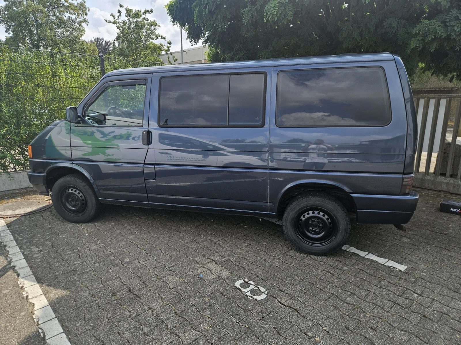VW Multivan 2.5 T4 4?4 Top, снимка 3 - Бусове и автобуси - 56185167