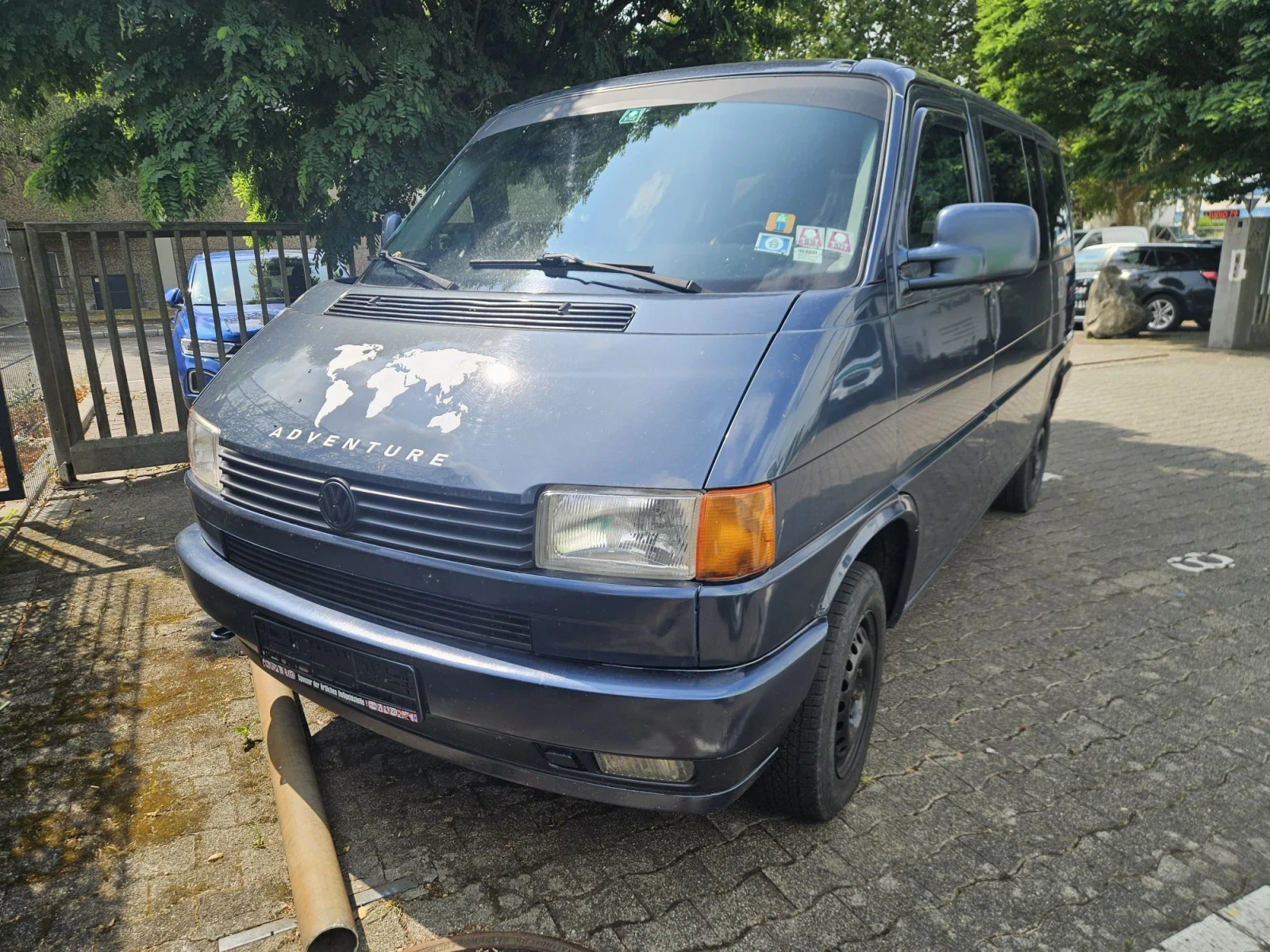 VW Multivan 2.5 T4 4?4 Top, снимка 5 - Бусове и автобуси - 56185167