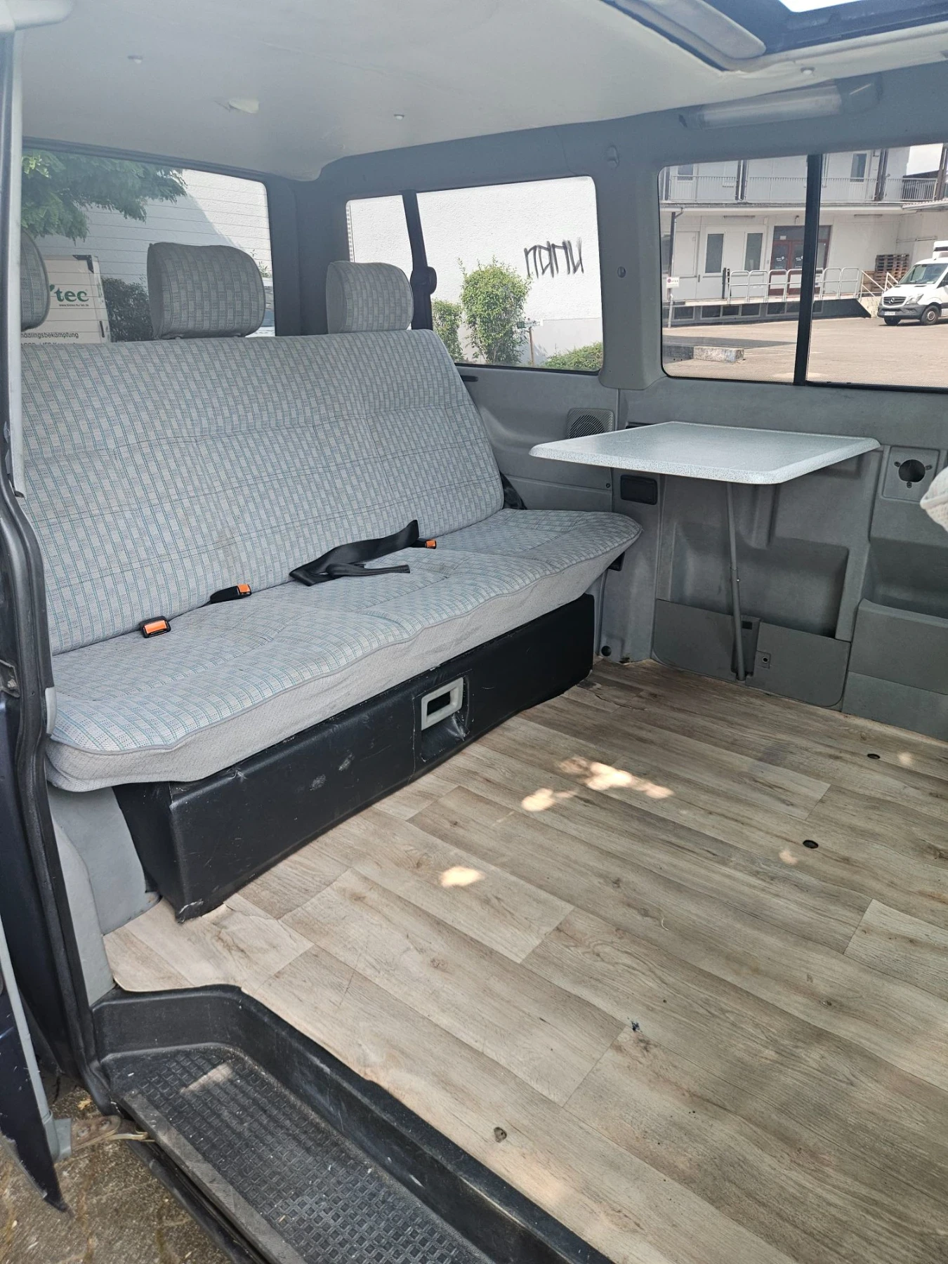 VW Multivan 2.5 T4 4?4 Top, снимка 9 - Бусове и автобуси - 56185167
