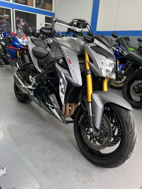  Suzuki Gsx