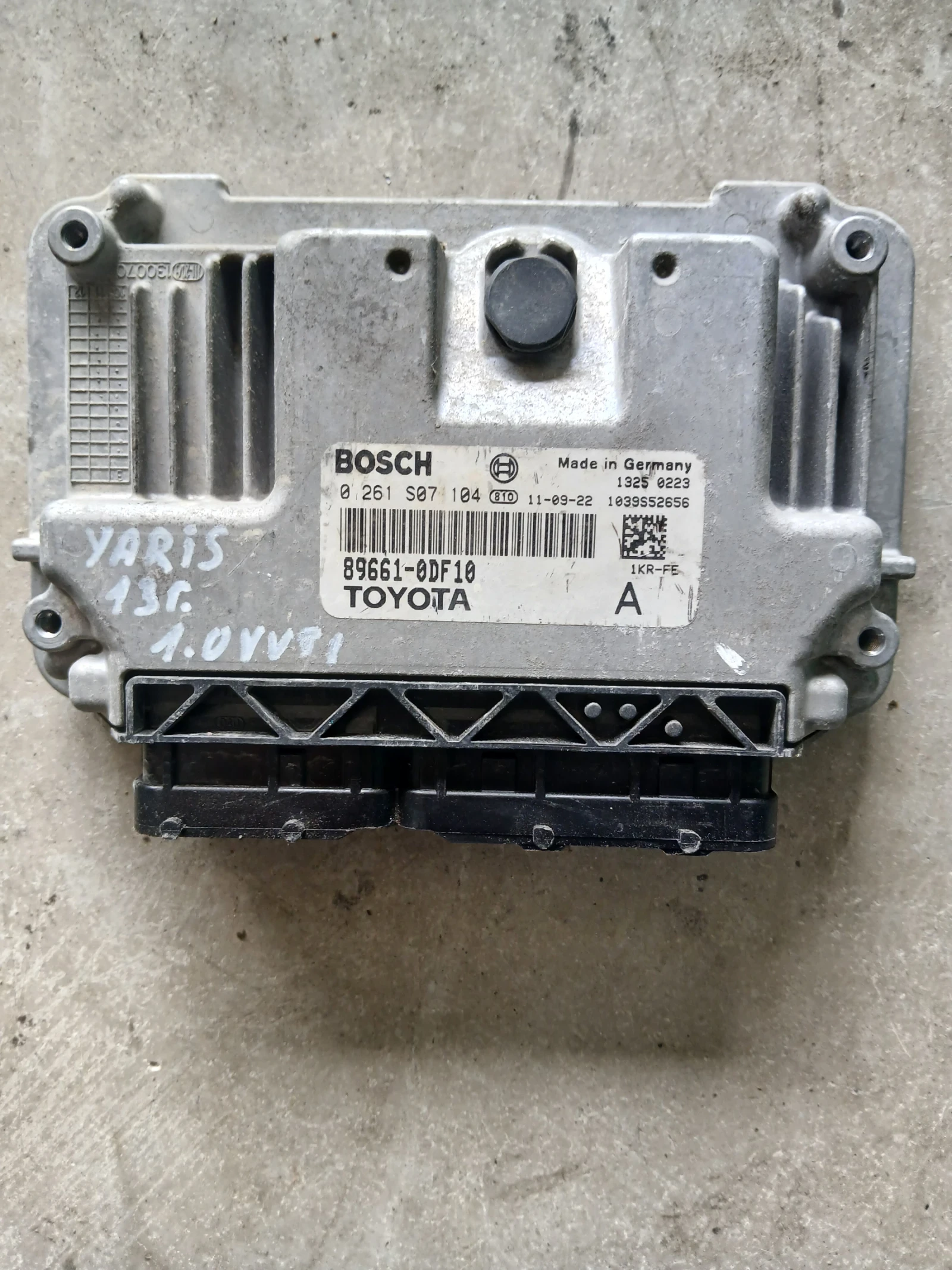 89661-0DF10 Компютър Toyota Yaris 2013г