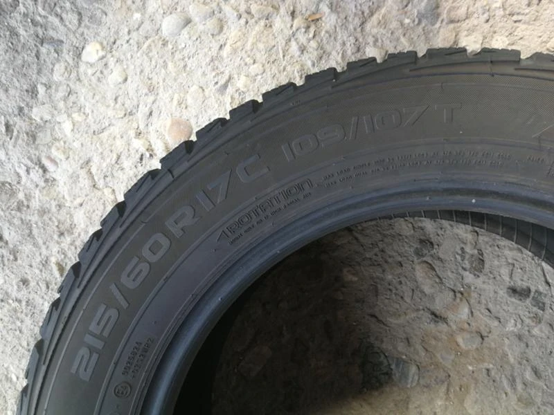 Гуми Зимни 215/60R17, снимка 11 - Гуми и джанти - 45864132