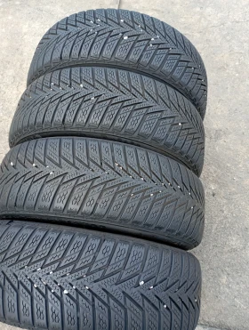 Гуми Зимни 185/60R15, снимка 4 - Гуми и джанти - 47480014