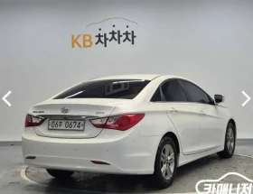 Hyundai Sonata 2.0, снимка 2