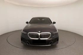 BMW 520 d/xDrive/M-SPORT/H&K/360/ICONIC GLOW/, снимка 2