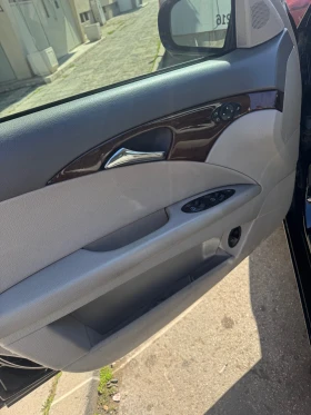Mercedes-Benz E 350 Напълно обслужен, снимка 14