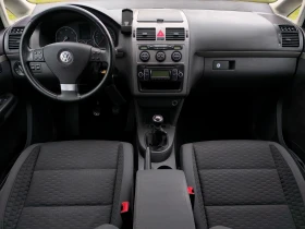 VW Touran FACE LIFT-1.9TDI-105кс-6 скорости-КЛИМАТРОНИК- - 3500 € / 6845.40 лв. - 64191624 13