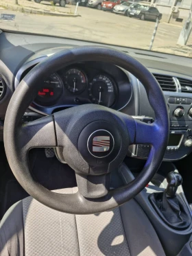 Seat Leon - 2300 € - 11232334 11