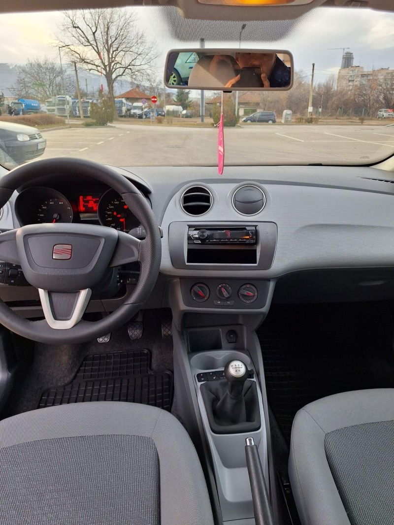 Seat Ibiza SEAT IBIZA 1.2 69к.с.Климатик, снимка 10 - Автомобили и джипове - 44279000