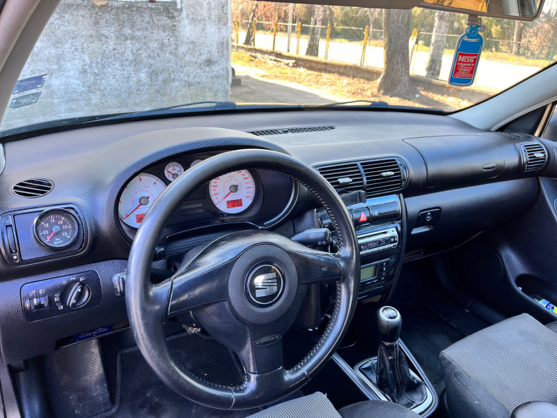 Seat Leon Колата е с много доработки за инфо:0896893025, снимка 10 - Автомобили и джипове - 44413136