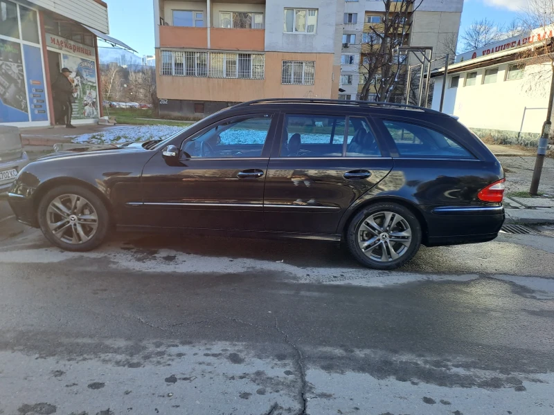 Mercedes-Benz E 320, снимка 3 - Автомобили и джипове - 48758813