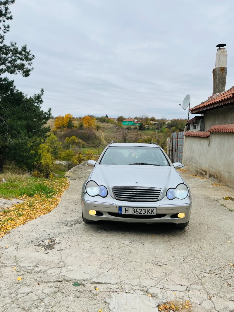 Mercedes-Benz C 200, снимка 1 - Автомобили и джипове - 48803397